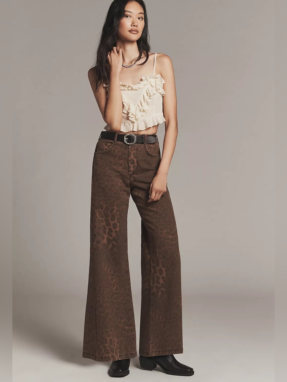 Adi Leopard Mid-Rise Flare Jeans by Pilcro size 25